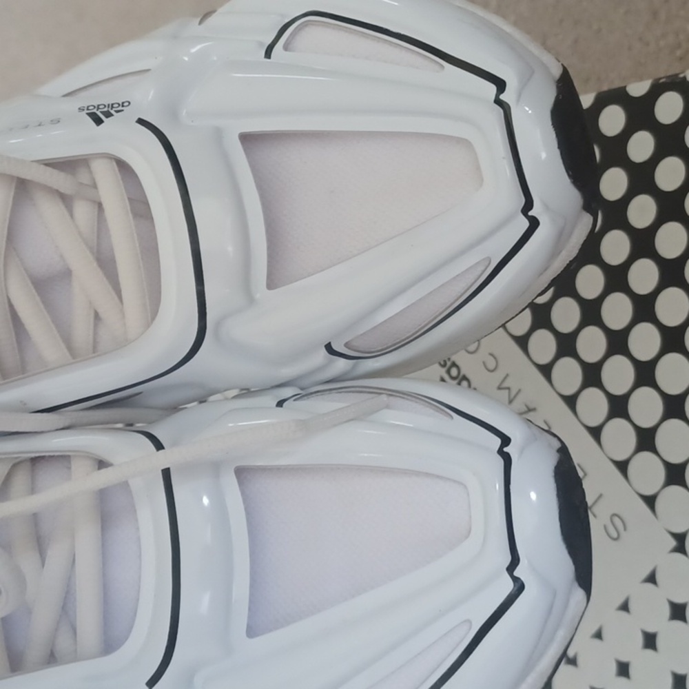 Adidas by Stella McCartney Ultra Boost 22 Elevated White Sneakers Women's SZ 7.5 - Picture 4 of 8